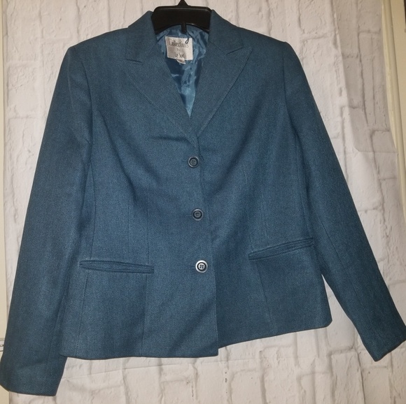 Collections for Le Suit Blazer - Picture 1 of 5